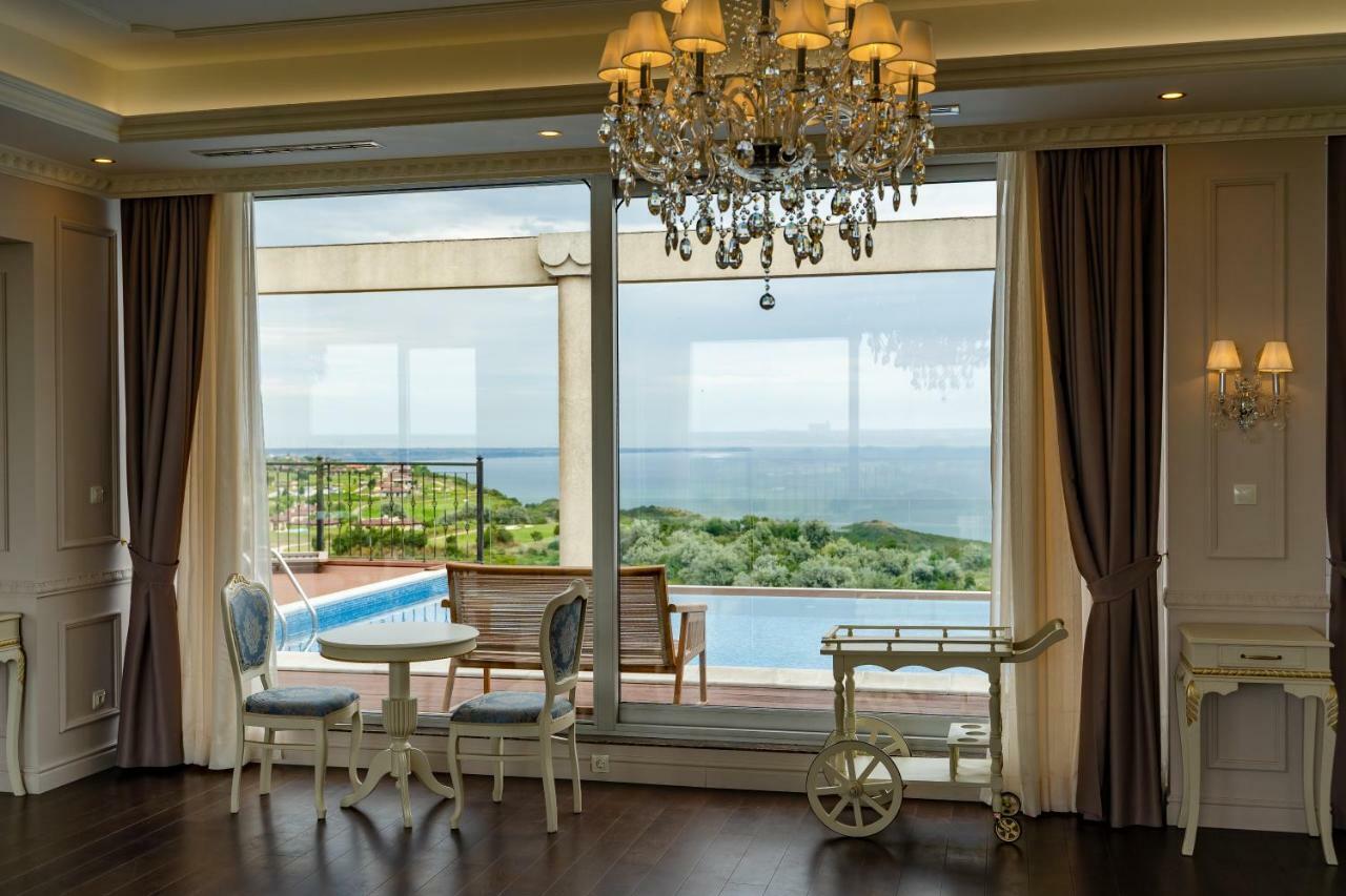 Lighthouse Golf & Spa Hotel Балчик Екстер'єр фото A room at the hotel